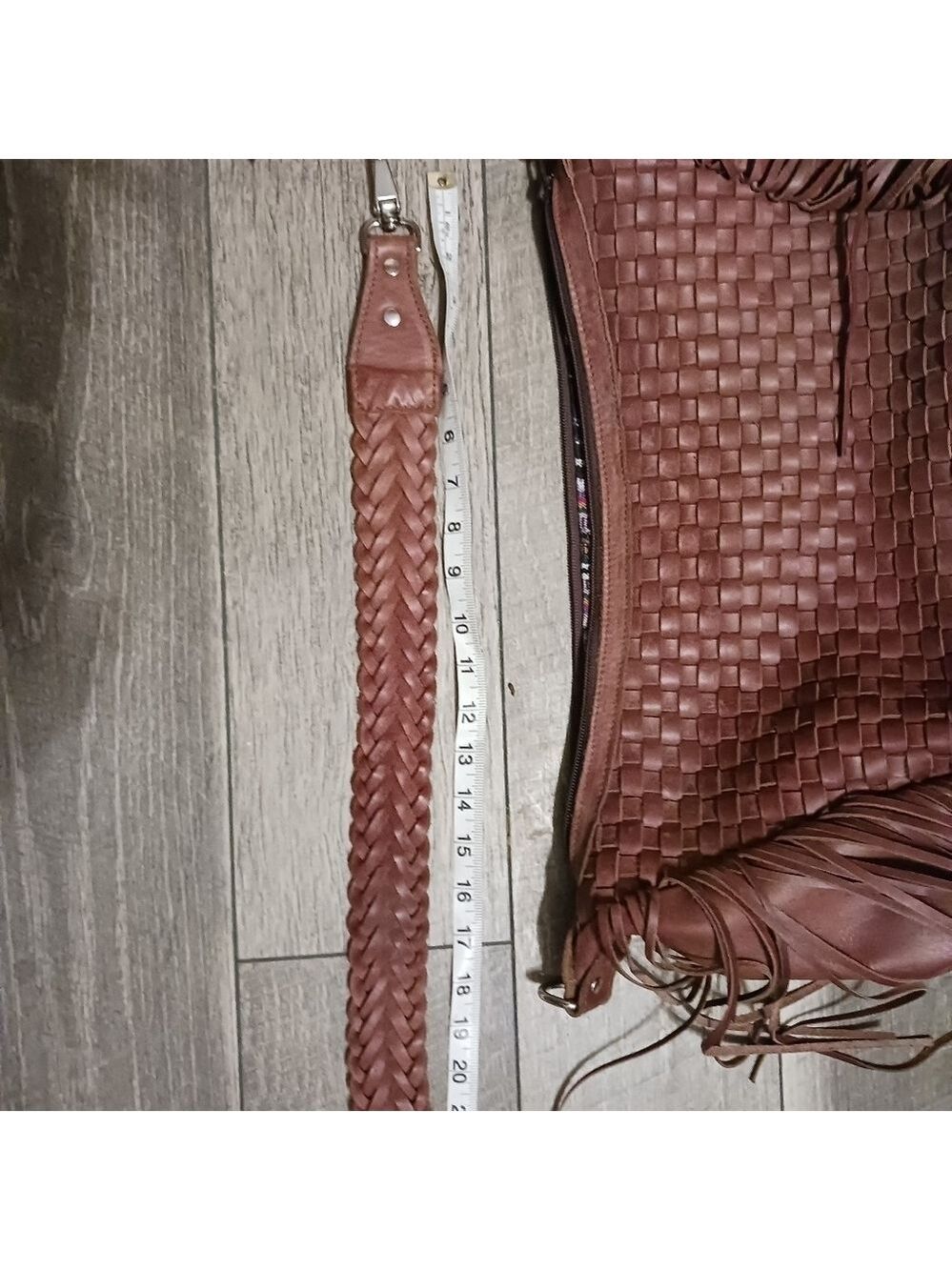 Custom Made Basketweave Fringe Hobo Purse. - Picture 10 of 13